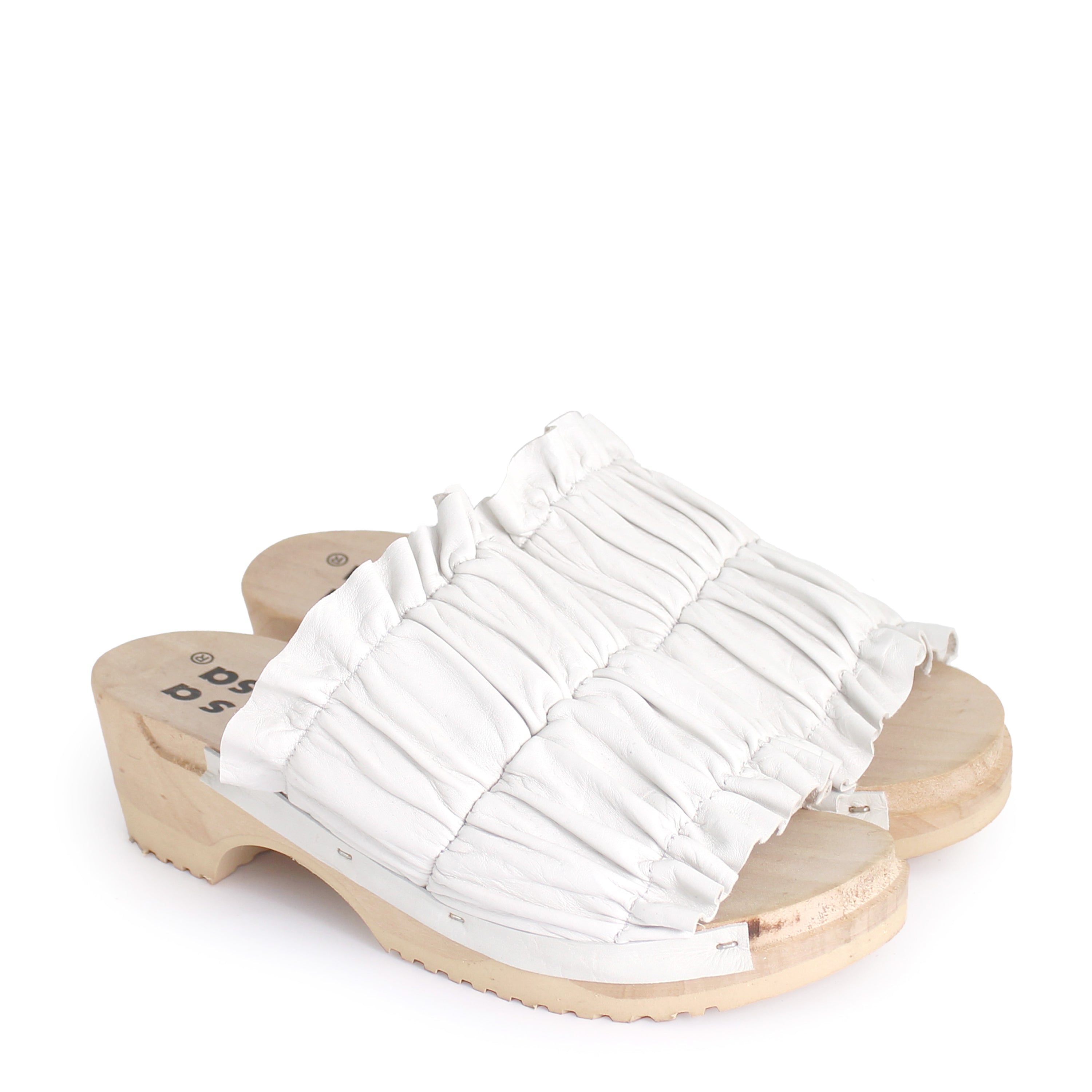 rosamosa chloe white leather wrinkle wooden clog