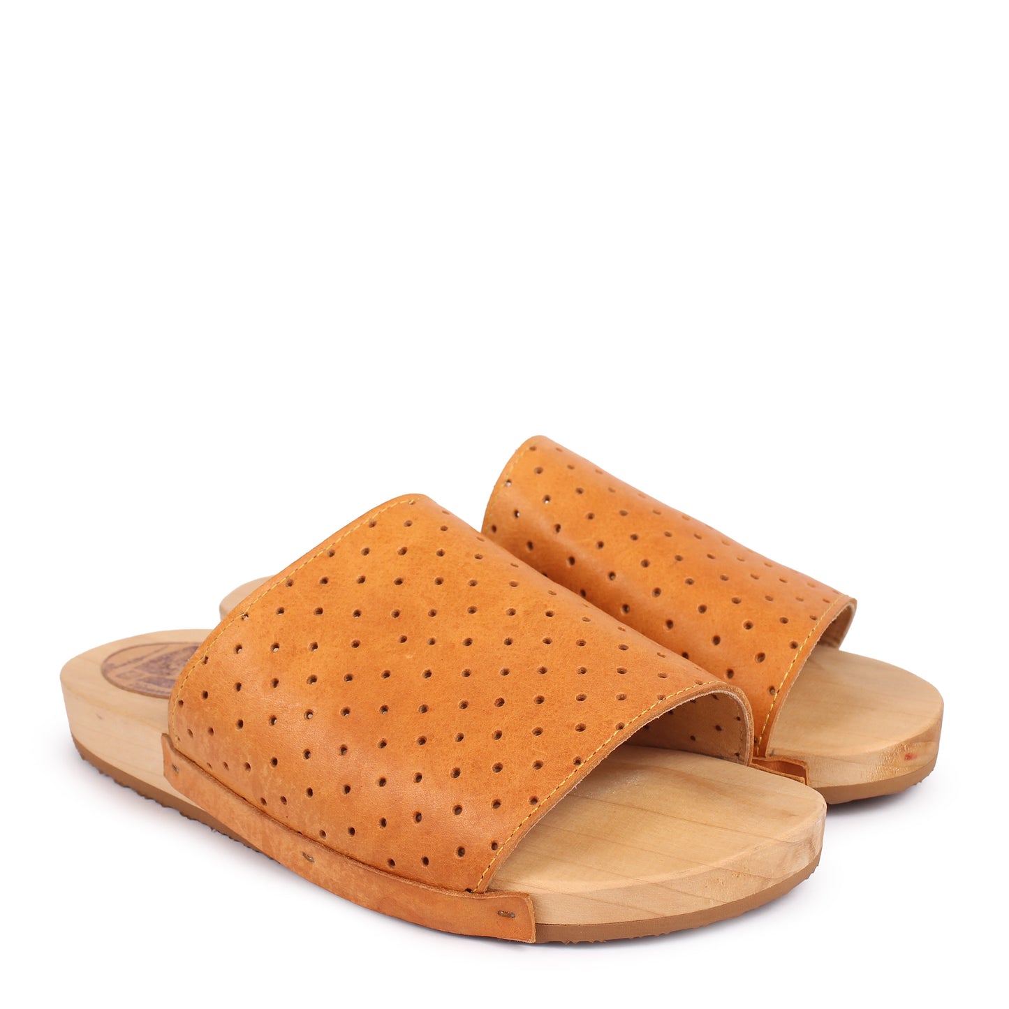 ISI DOTS + Leather Flat Clogs + Camel