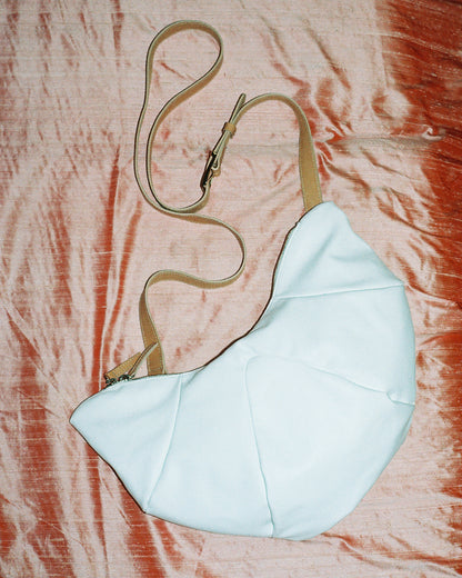 CROISSANT BIG Leather Bag + White